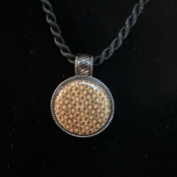 NECKLACE - Picture 4 of 4